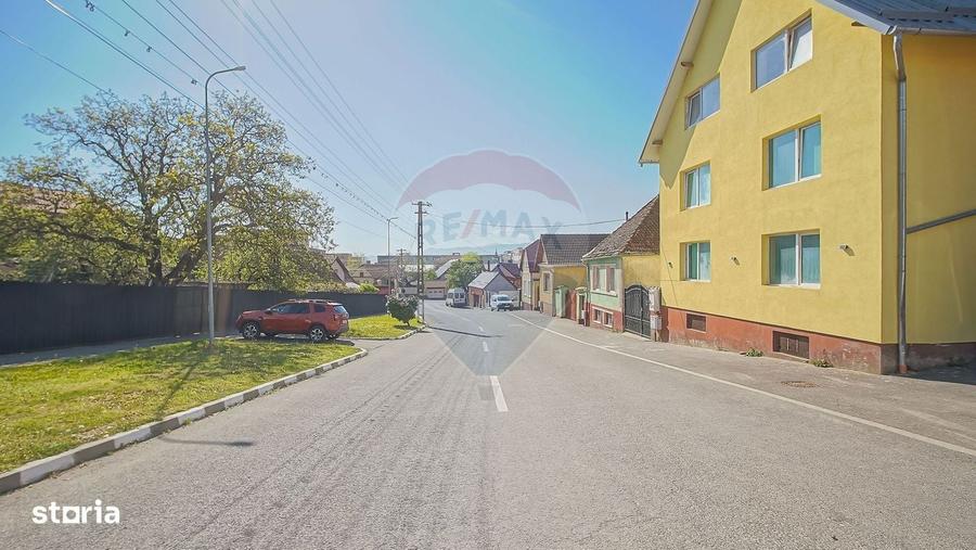 Casă cu 4 camere în Central