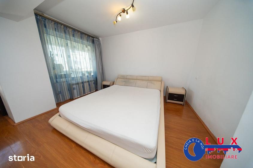 Apartament cu 3 camere decomandat în Babadag