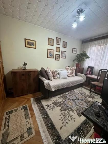 Apartament cu 2 camere semidecomandat în Rădăuți