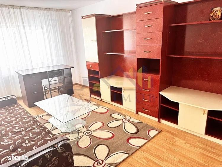 Apartament cu 4 camere decomandat, mobilat în Unirii Sud