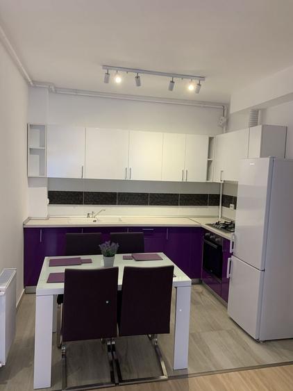 Apartament cu 2 camere semidecomandat în Runcu