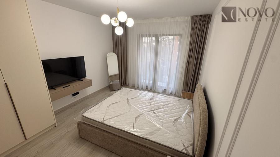 Apartament cu 3 camere semidecomandat, mobilat în Dristor
