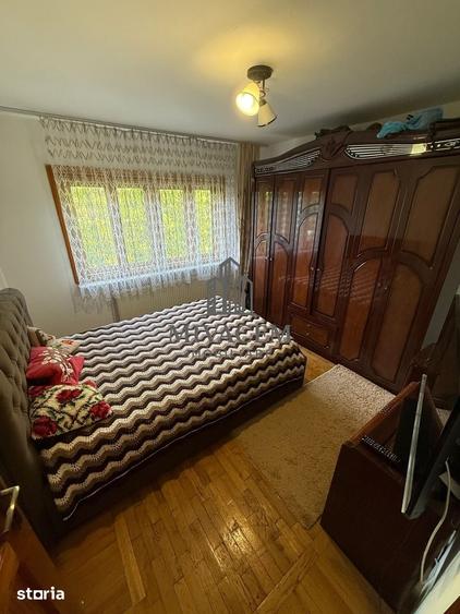 Apartament cu 2 camere decomandat în Rovine