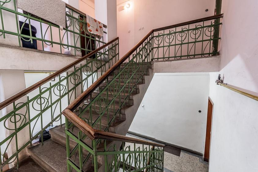 Apartament cu 2 camere semidecomandat în Ultracentral