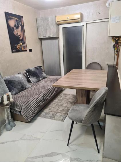 Apartament cu 2 camere decomandat în Cornitoiu