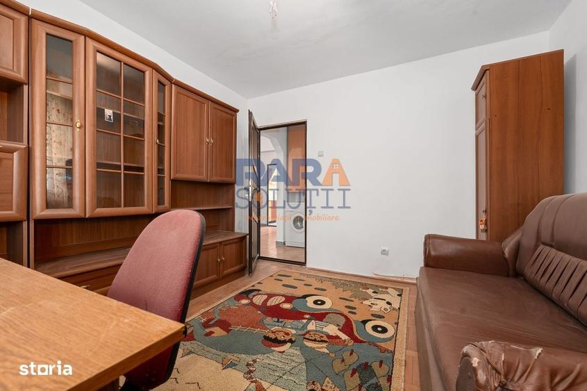 Apartament cu 3 camere decomandat în Românești