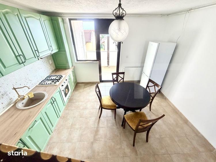 Apartament cu 4 camere în Cetate