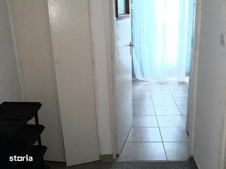 Garsonieră decomandată, mobilată în Tei