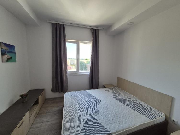 Apartament cu 2 camere semidecomandat în Tunari