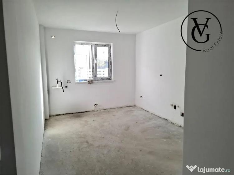 Casă cu 5 camere cu Teren 240 Mp în Valu lui Traian