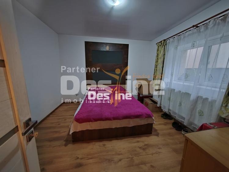 Duplex cu 4 camere cu Garaj în Valea Adâncă