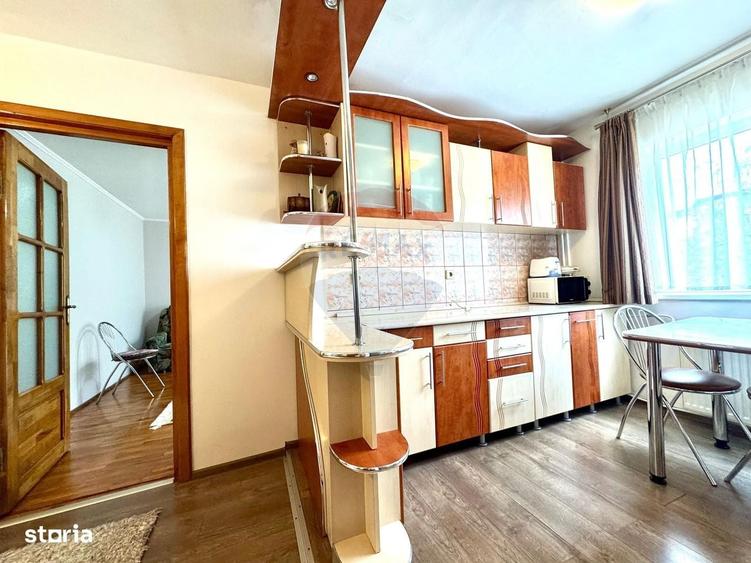 Apartament cu 3 camere decomandat în Rogerius