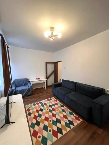 Apartament cu 2 camere decomandat, mobilat în Podul de Fier
