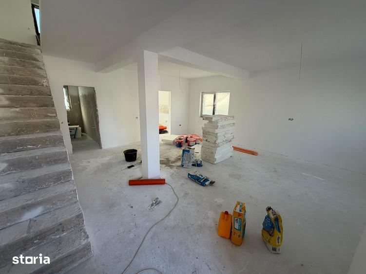 CASA DUPLEX, TOATE UTILITATILE, STRADA ASFALTATA, COMISION 0% - 7