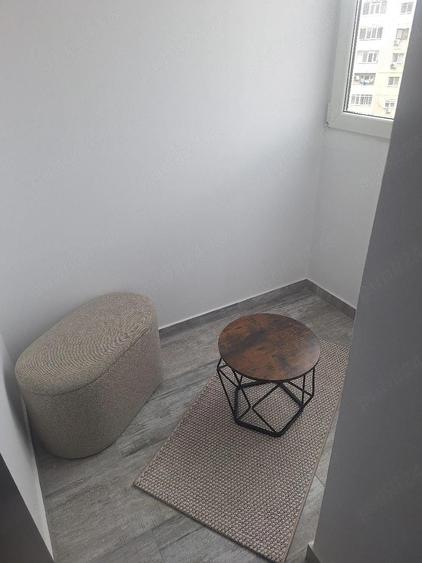 Garsonieră decomandată, mobilată în Tineretului