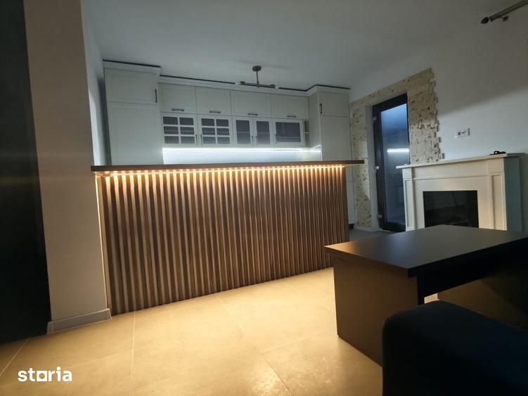 Casă cu 4 camere cu Teren 220 Mp în Central