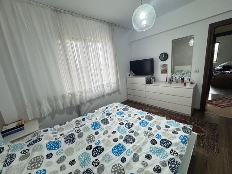 Apartament cu 3 camere decomandat, mobilat în Fundeni