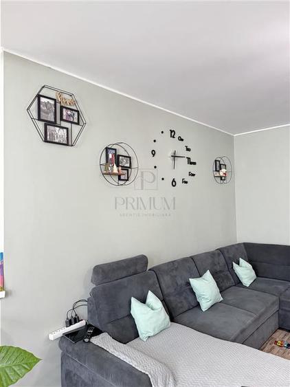 Apartament cu 2 camere semidecomandat, mobilat în Giroc