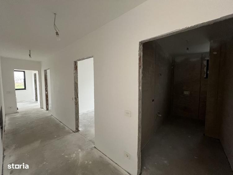Casă cu 4 camere cu Teren 485 Mp în Vetiș
