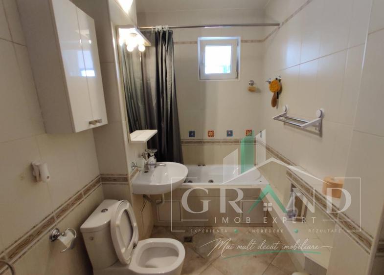 Apartament cu 4 camere semidecomandat, mobilat în Zorilor
