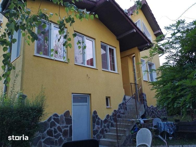 Casă cu 4 camere cu Teren 248 Mp în Șoimuș