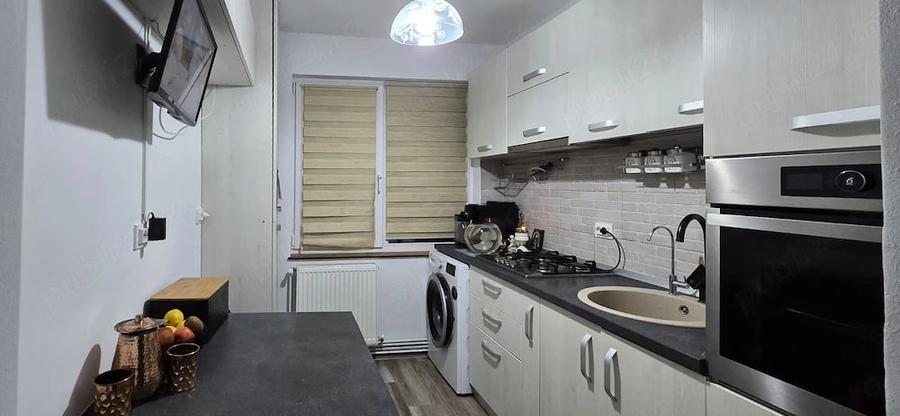 Apartament cu 2 camere decomandat în Sud