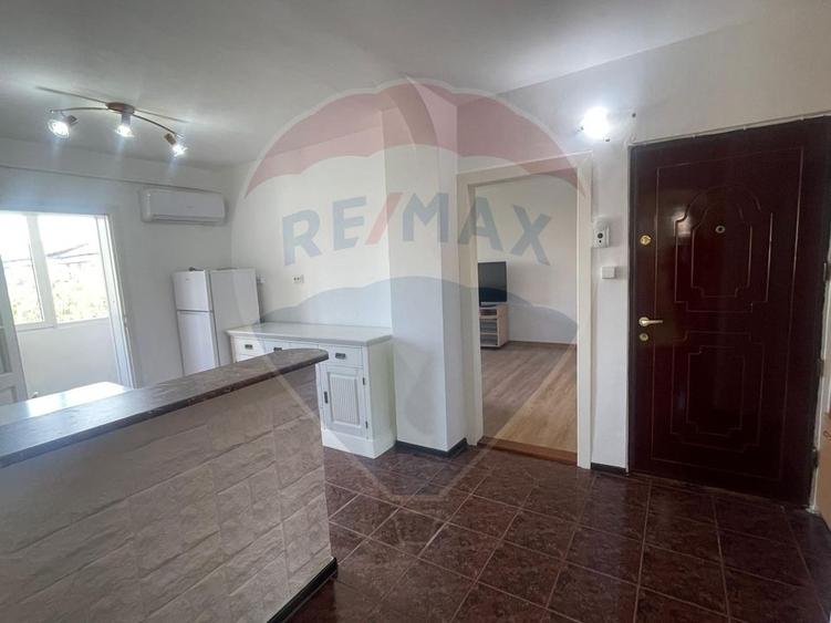 Apartament cu 2 camere decomandat în Decebal