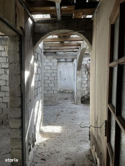 Casă cu 4 camere cu Teren 468 Mp în Mărăcineni