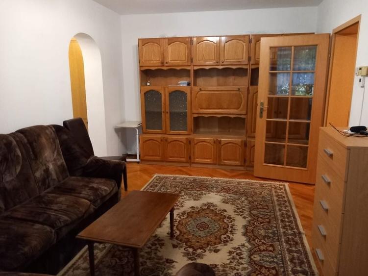 Apartament cu 2 camere semidecomandat în Exterior Vest