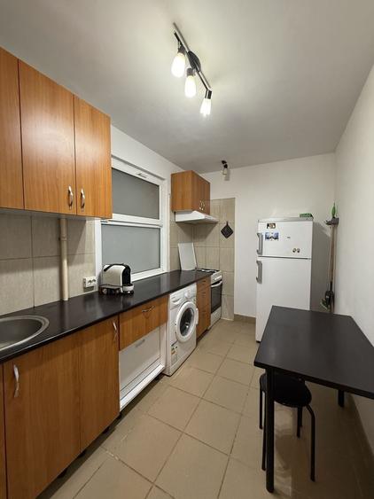 Apartament 2 camere de închiriat — Bd. Dimitrie Cantemir, Sector 4 - 11
