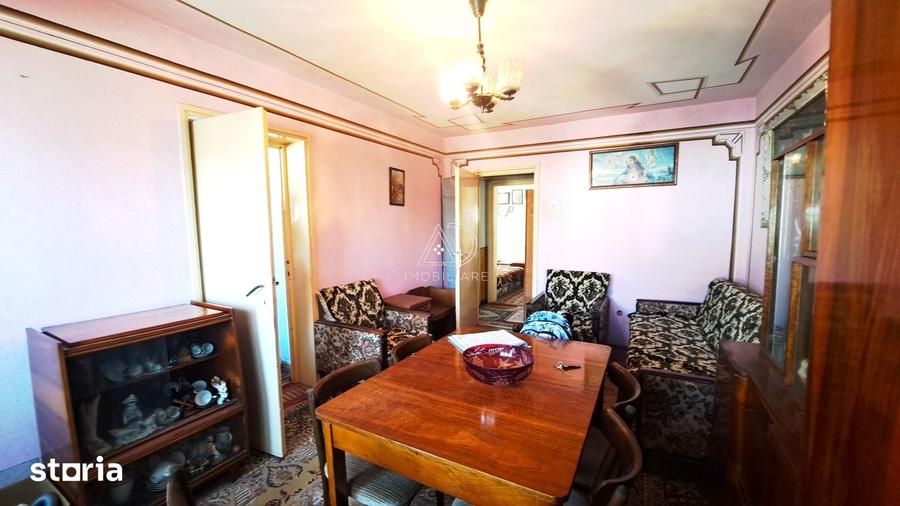 Apartament cu 3 camere decomandat în Central