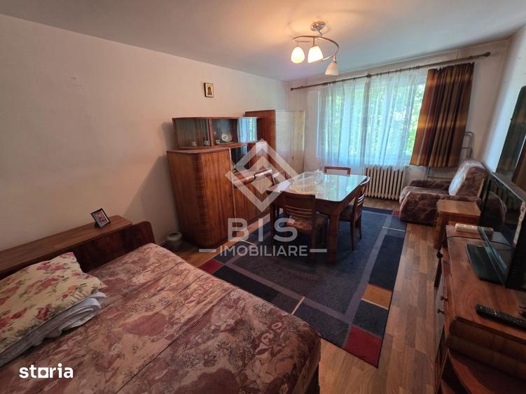 Apartament cu 2 camere decomandat în Independenței