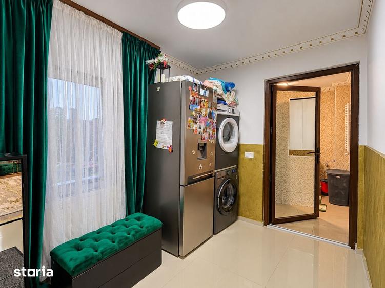 Casă cu 3 camere cu Teren 238 Mp în Andronache