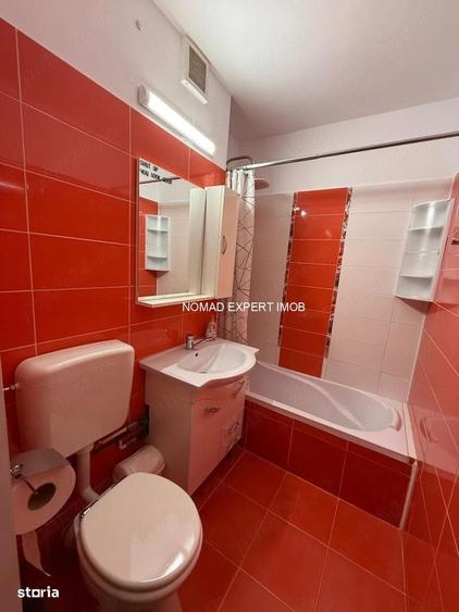 Apartament cu 2 camere semidecomandat în Victoriei