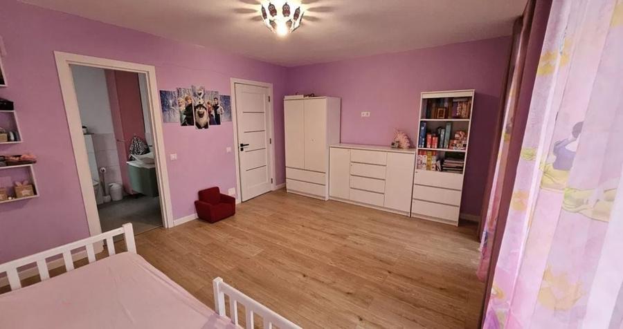Duplex cu 4 camere cu Canalizare în Iris