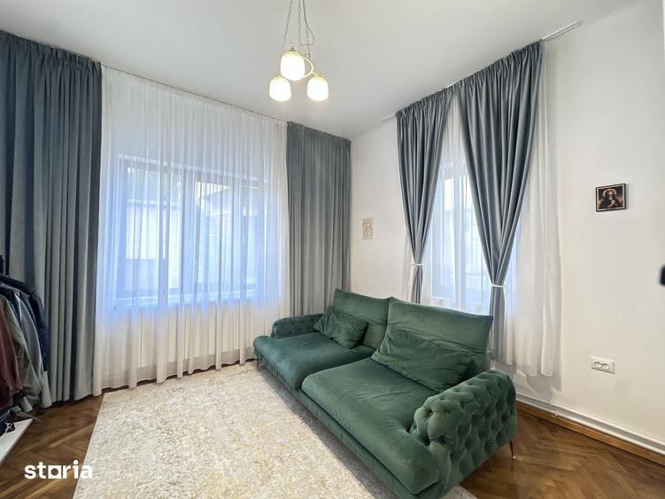 Casă cu Teren 200 Mp în Centrul Civic
