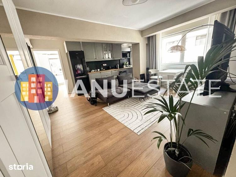 Apartament cu 3 camere decomandat în Victoriei