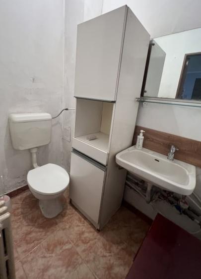 Apartament cu 3 camere decomandat în Mihai Bravu