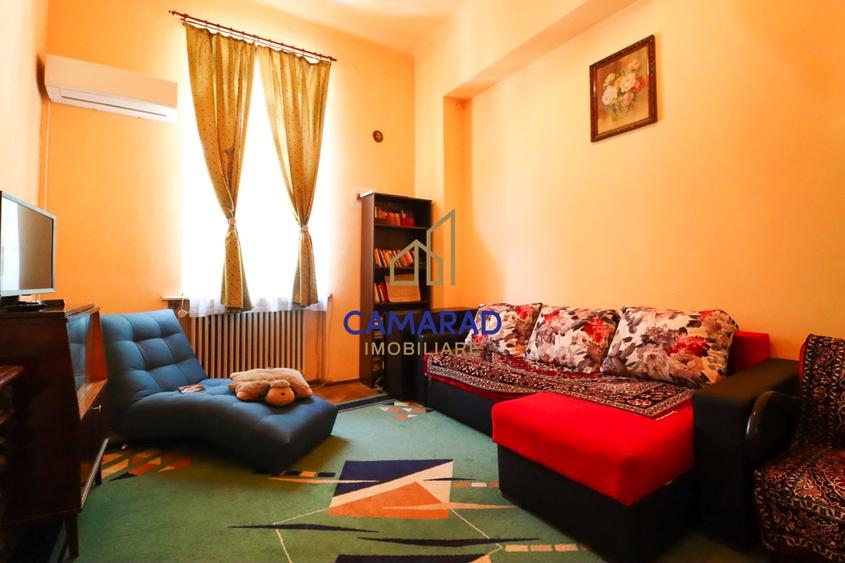 Apartament cu 4 camere decomandat, mobilat în Universitate