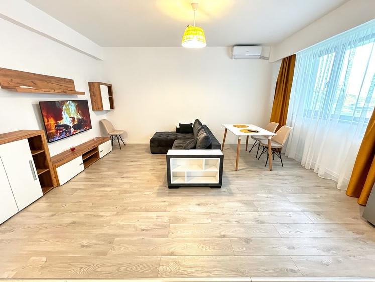 Apartament cu 2 camere decomandat, mobilat în Păcii