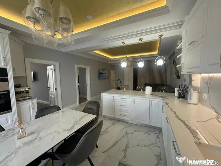 Apartament cu 3 camere decomandat în Rădăuți
