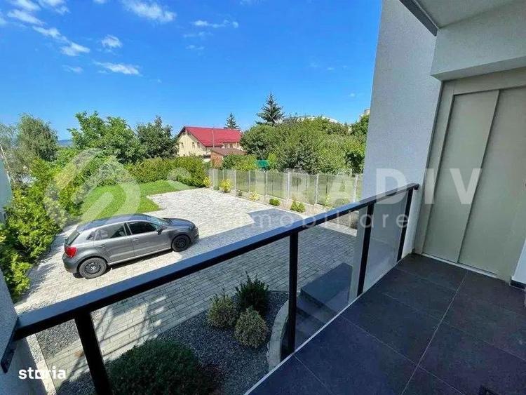 Apartament cu 3 camere semidecomandat în Central