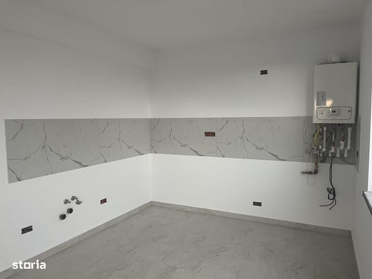Casă cu 4 camere cu Teren 352 Mp în Berceni