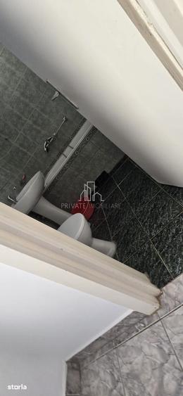 Casă cu 5 camere cu Teren 600 Mp în 7 Noiembrie
