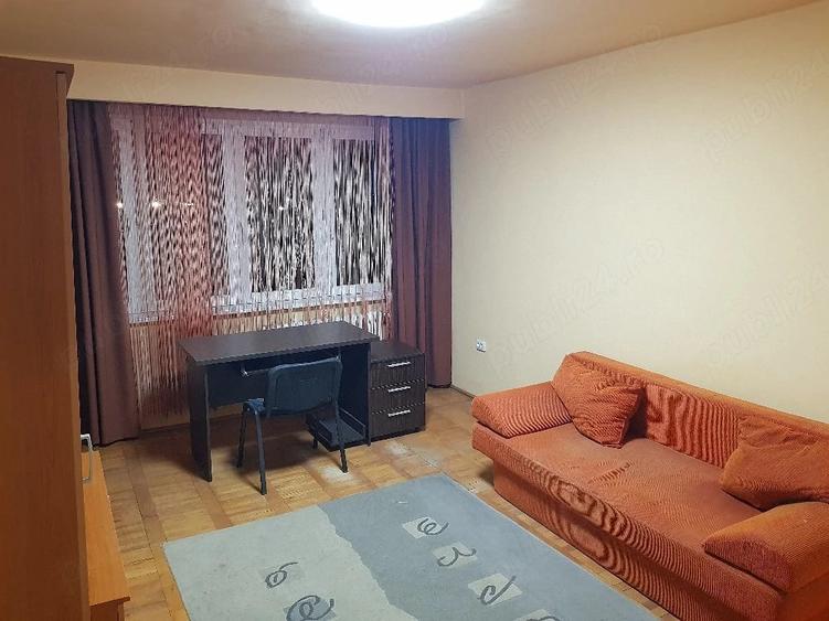 Apartament cu 2 camere decomandat în Complex Studențesc