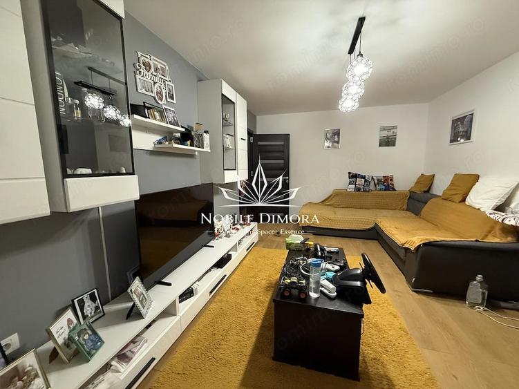 Apartament cu 3 camere decomandat în Bucovina