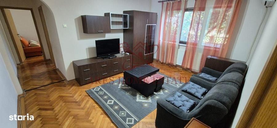 Apartament cu 3 camere în Complex Studențesc