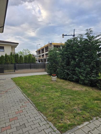 Casă cu 3 camere în Florești