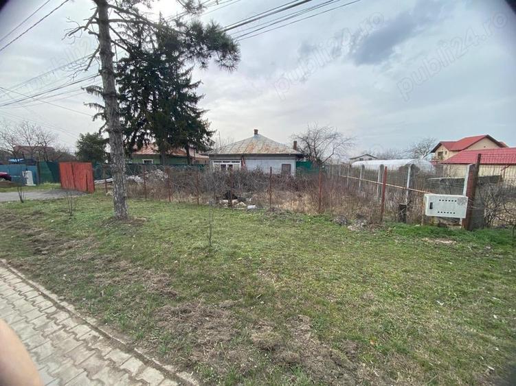 Teren de 3326 mp, în Săftica