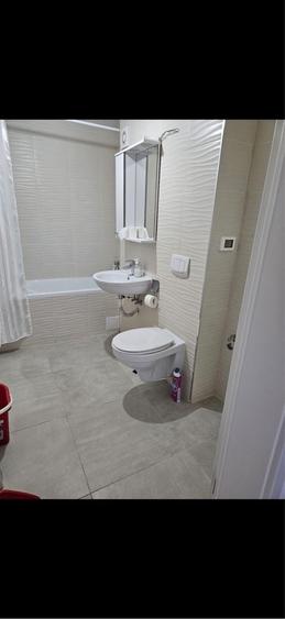 Apartament cu 2 camere decomandat în Exterior Vest